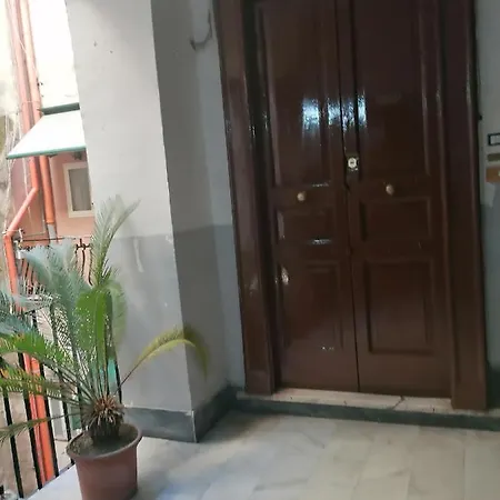 בית הארחה Aurora E Dad Center נאפולי