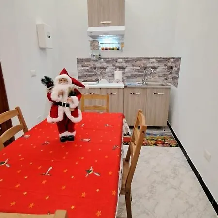 Aurora E Dad Center בית הארחה 3*